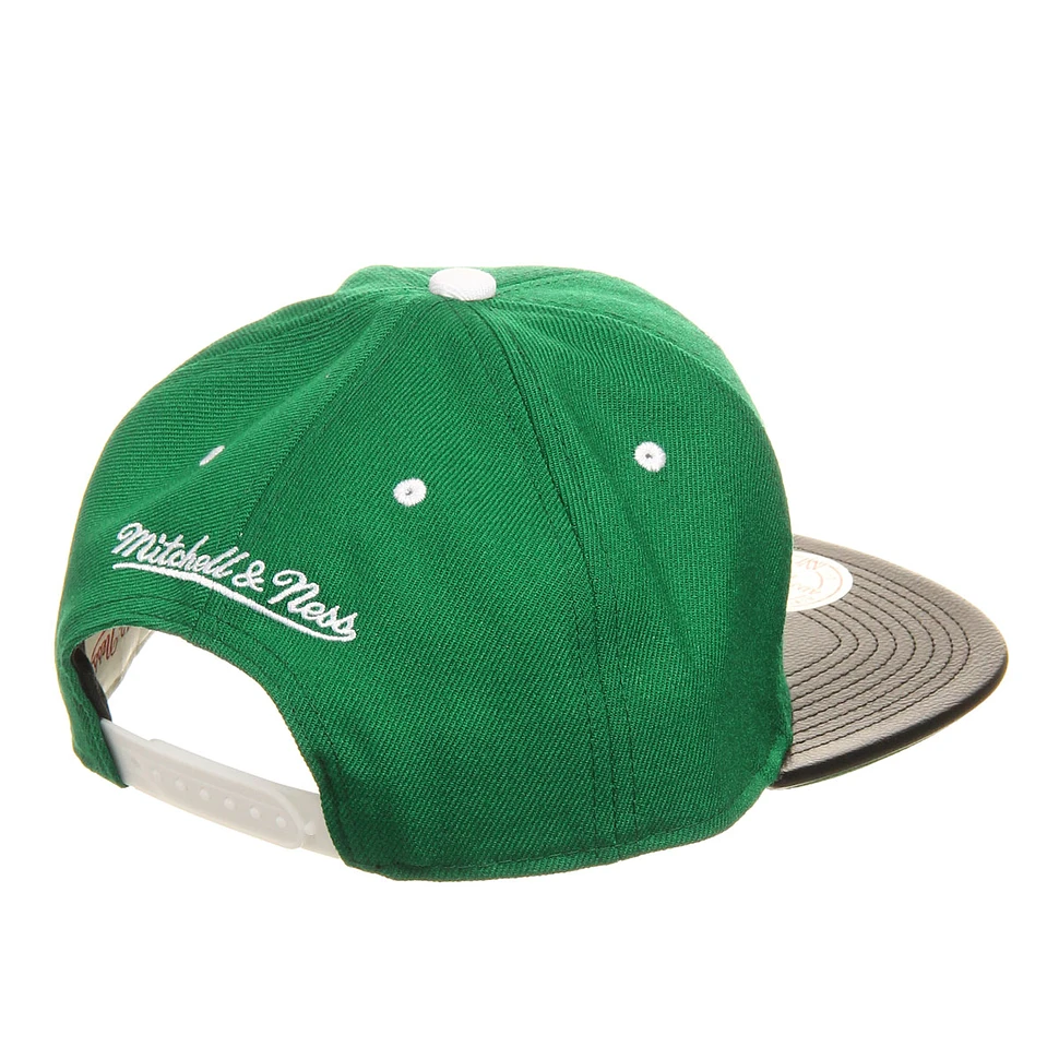 Mitchell & Ness - Boston Celtics NBA Leather Team Arch Snapback Cap