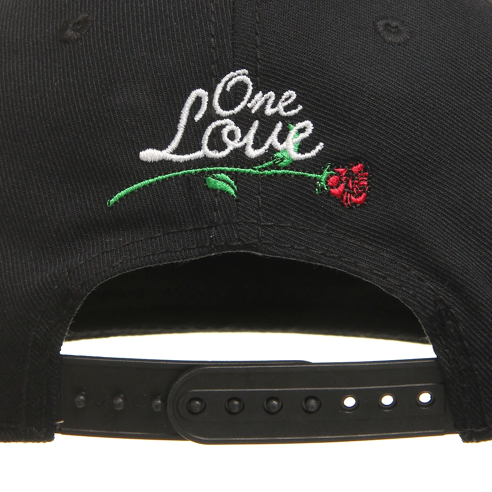 Cayler & Sons - One Love Snapback Cap