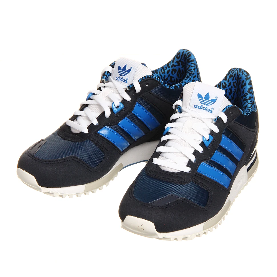 adidas - ZX 700 Women