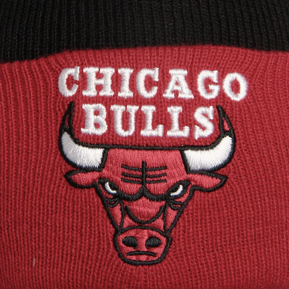 Mitchell & Ness - Chicago Bulls NBA 2 Tone Cuffed Knit Beanie