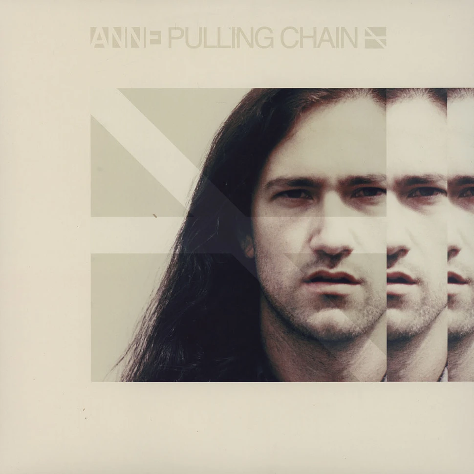 Anne - Pulling Chain