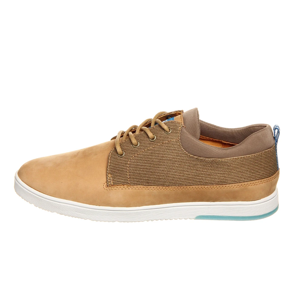 Clae - Gordon Nubuck / Canvas