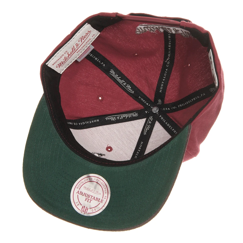 Mitchell & Ness - Chicago Bulls NBA Dark Agent Snapback Cap