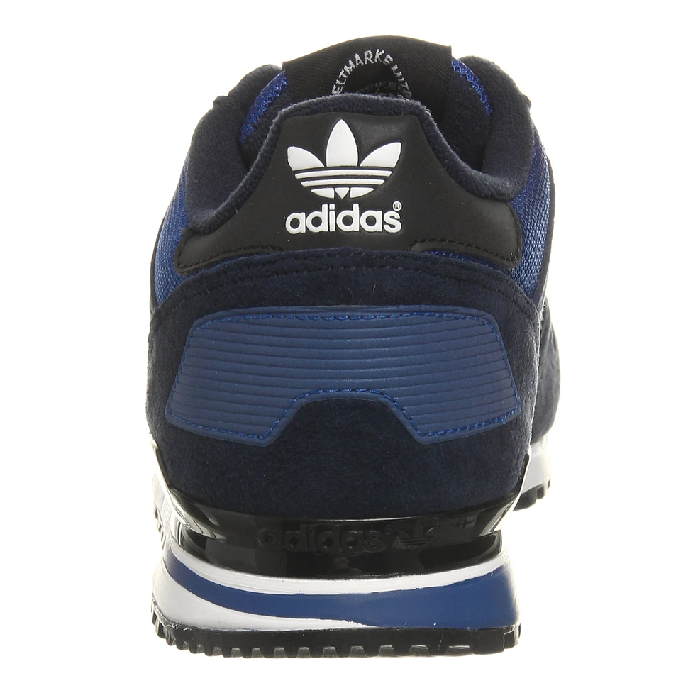 adidas - ZX 700