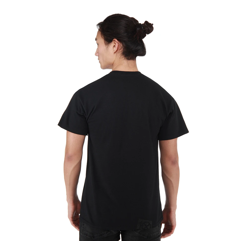 10 Deep - Larger Living T-Shirt