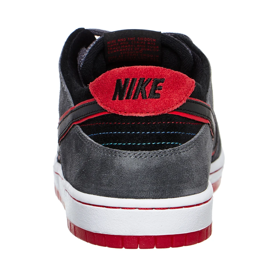 Nike SB x Ishod Wair - Zoom Dunk Low Pro