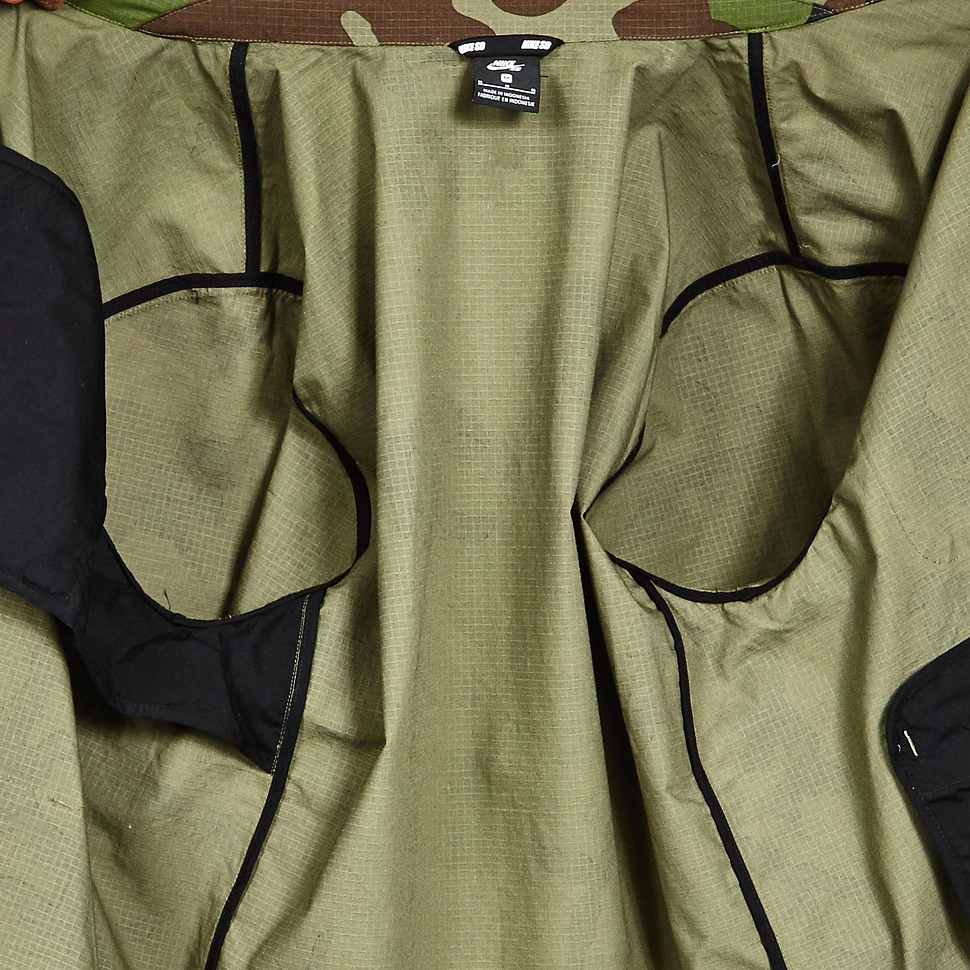 Nike SB - Flex Camo Jacket