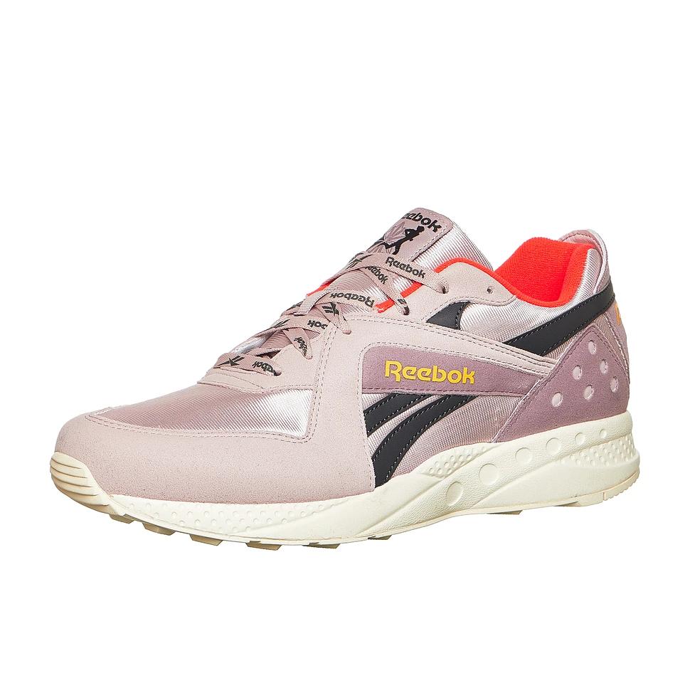 Reebok - Pyro