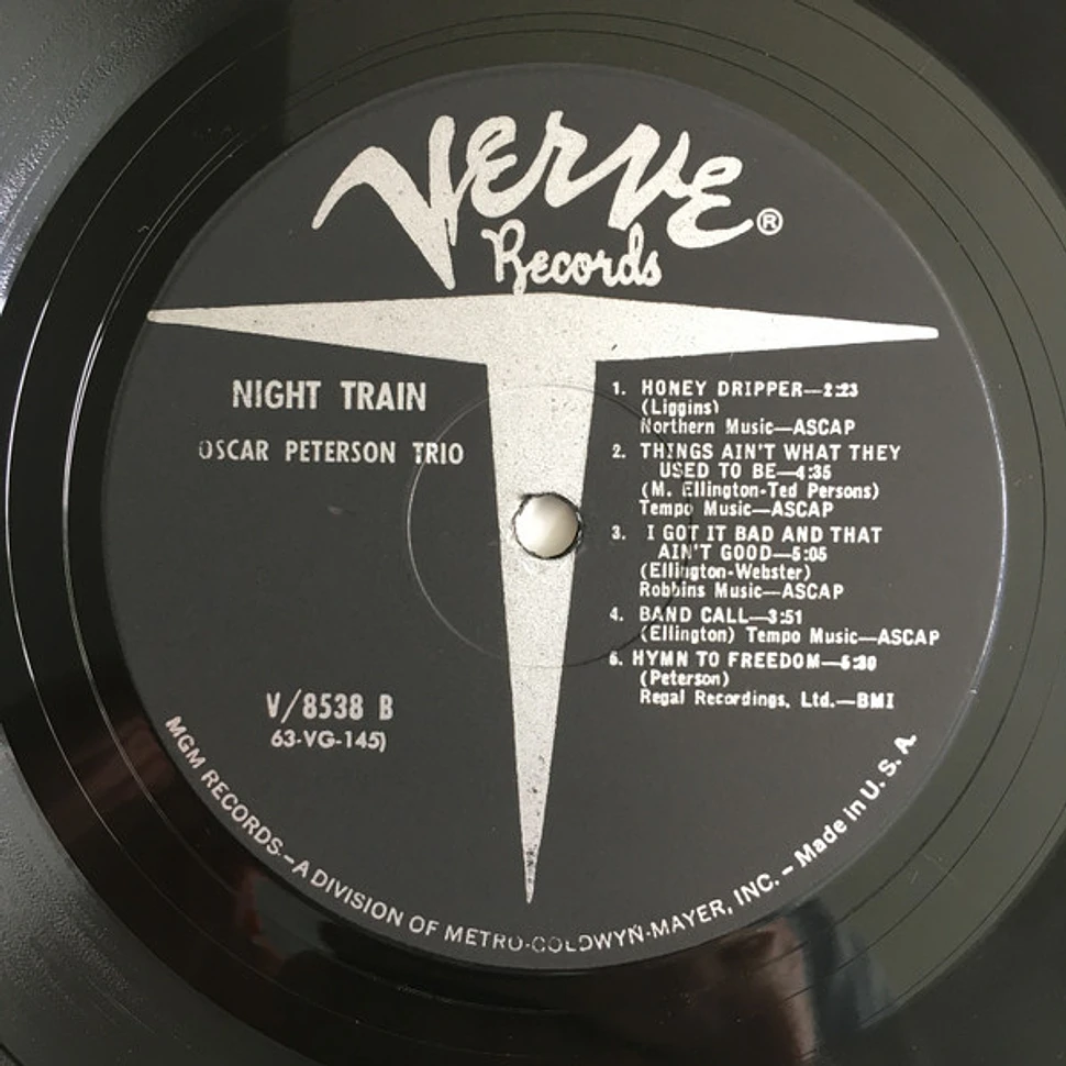 The Oscar Peterson Trio - Night Train