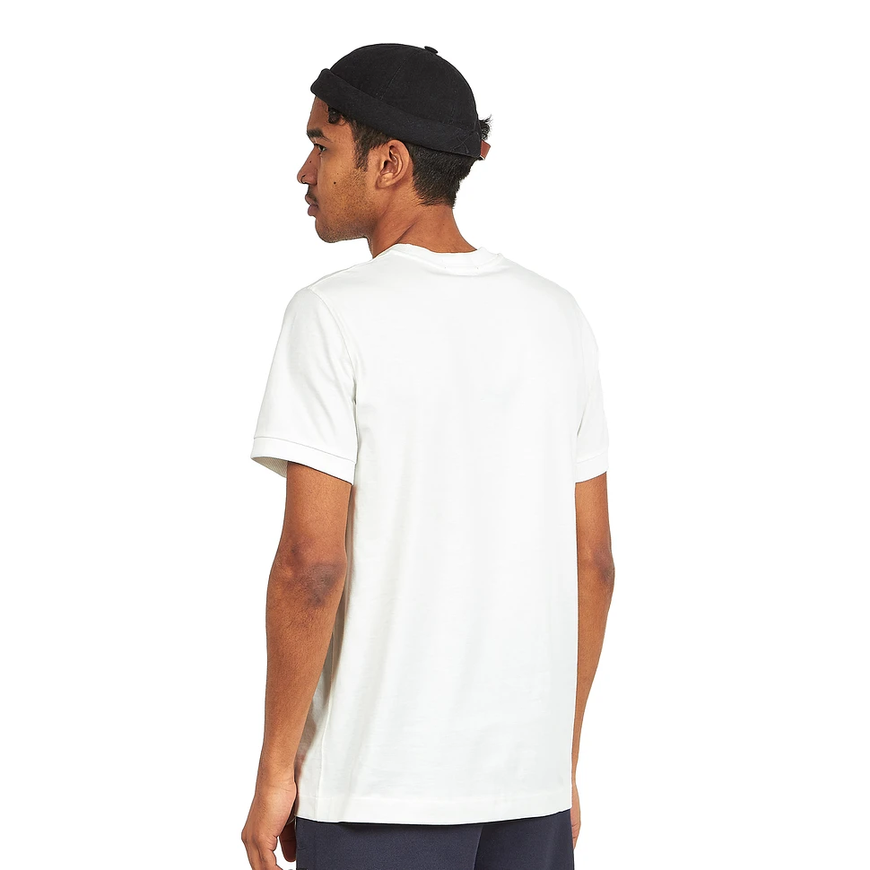 Fred Perry - Laurel Wreath Textured T-Shirt