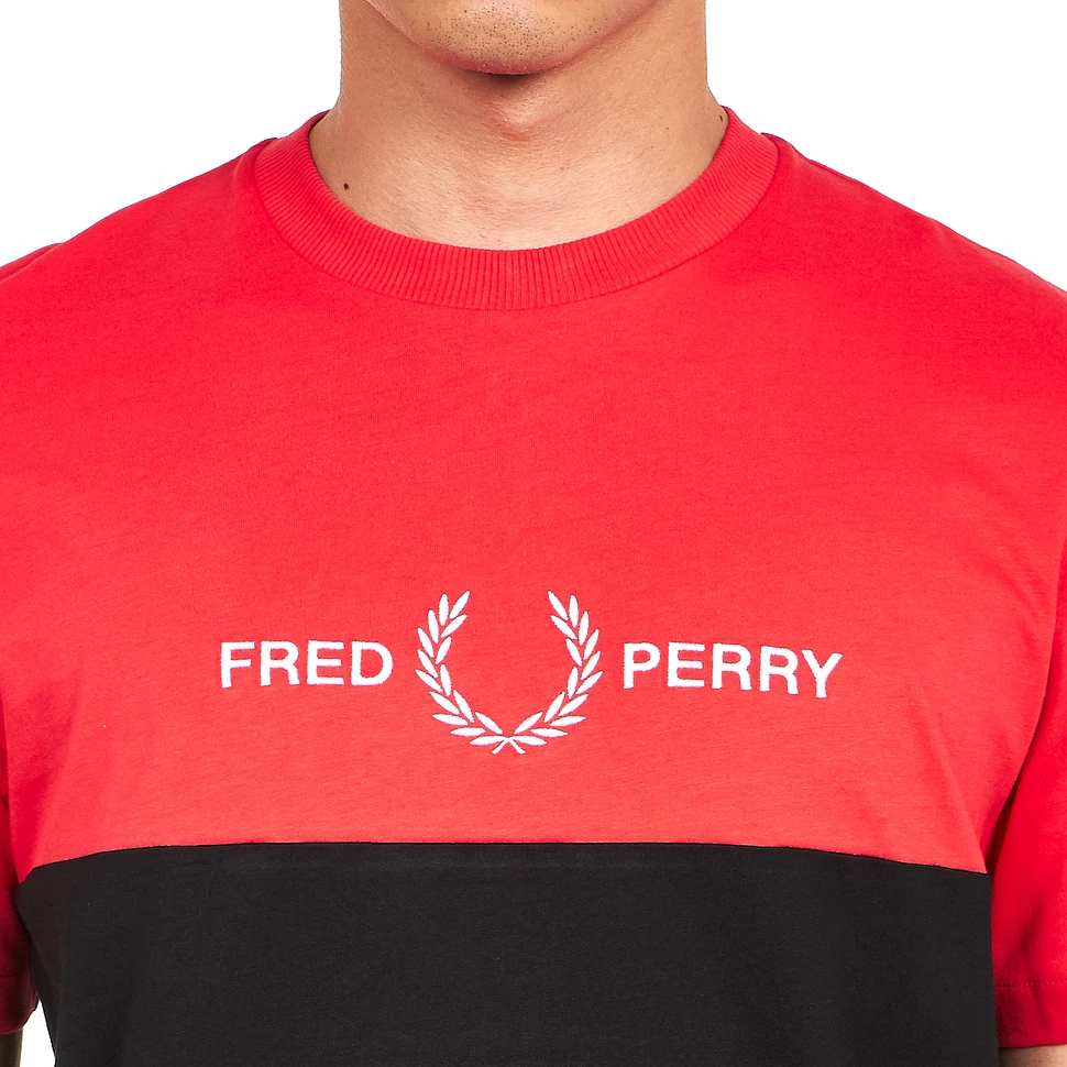 Fred Perry - Block Graphic T-Shirt