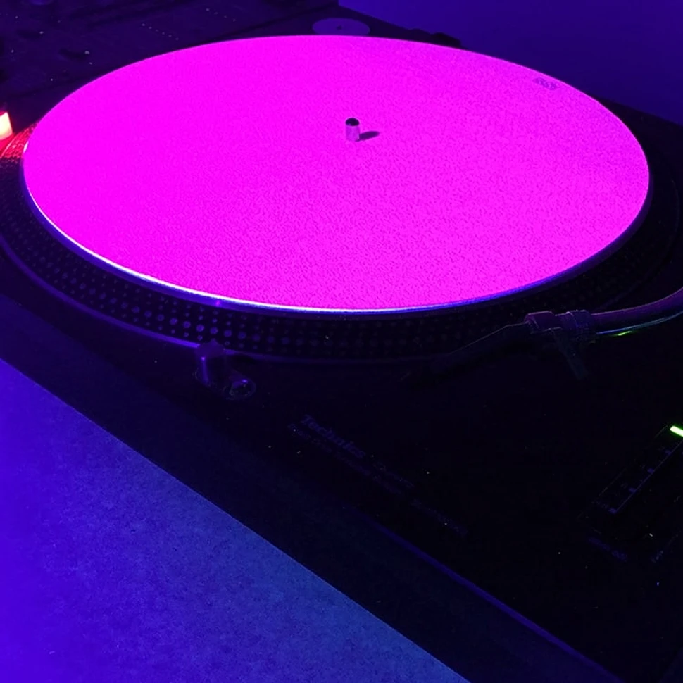Glowtronics - Pink UV Blacklight Slipmat