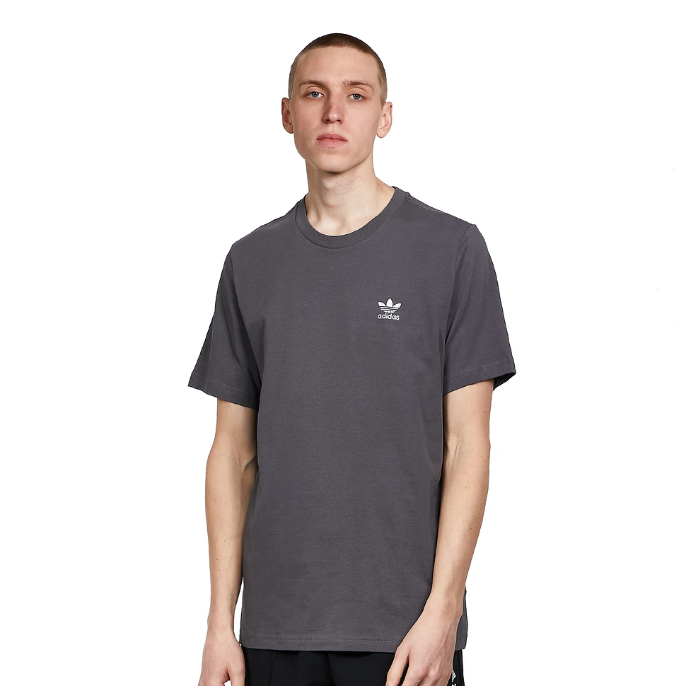 adidas - Essential Tee