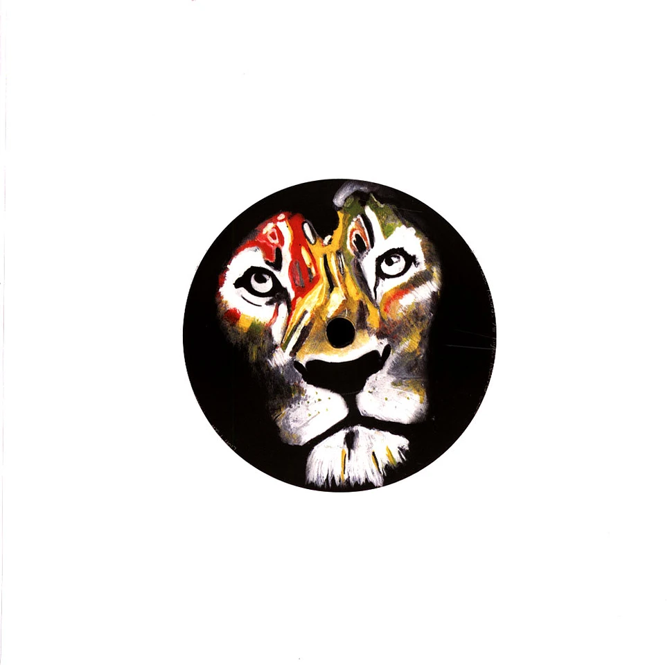 Michael Exodus Ft.Jamma Dim - Lion Paw / Dub