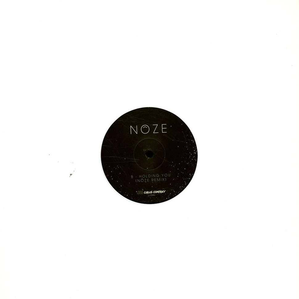Nôze - Holding You