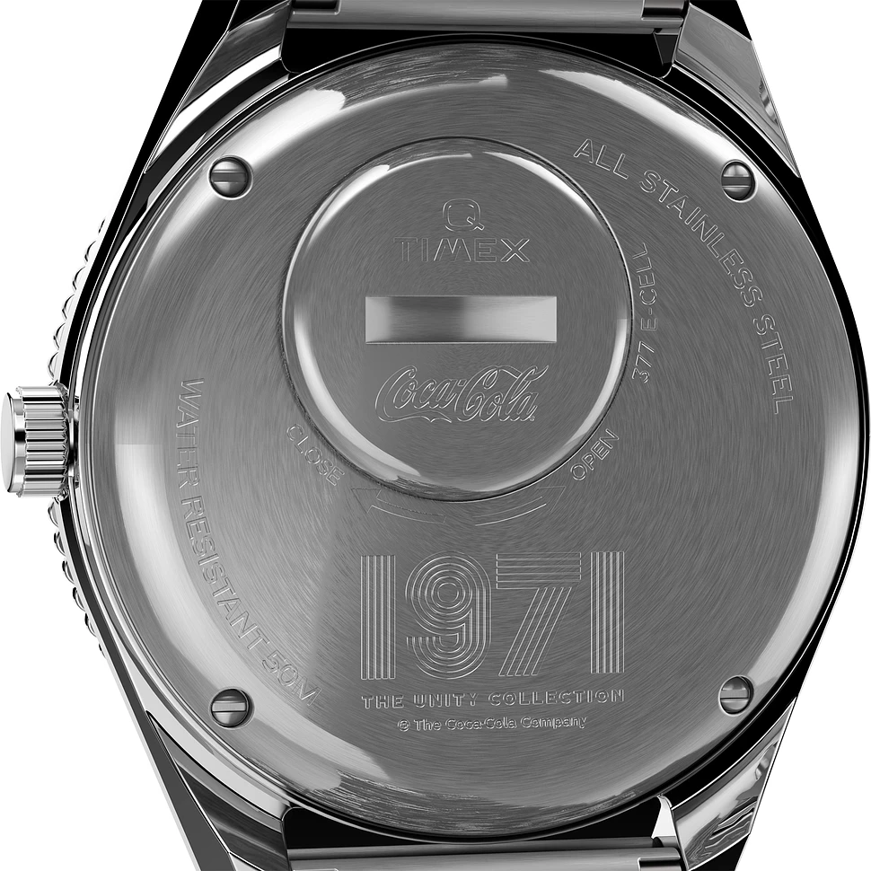 Timex Archive x Coca Cola - Q Timex Coca-Cola 1971