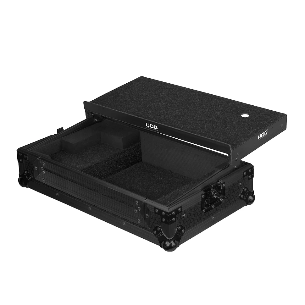 UDG - Ultimate Flight Case Pioneer DDJ-SB2/SB3/DDJ-400 MK2 Plus (Laptop Shelf)