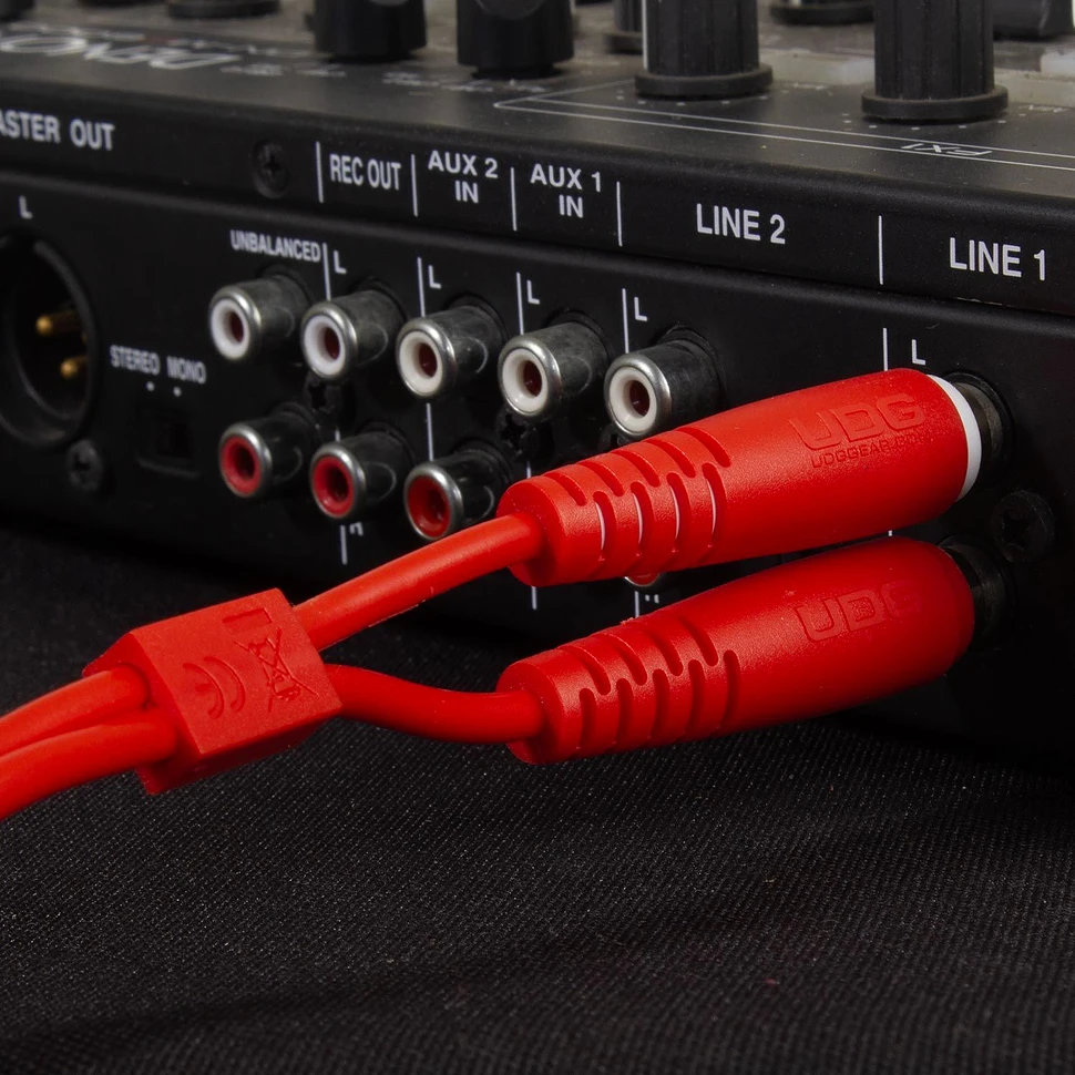 UDG - Ultimate Audio Cable Set RCA - RCA Red Straight 3m