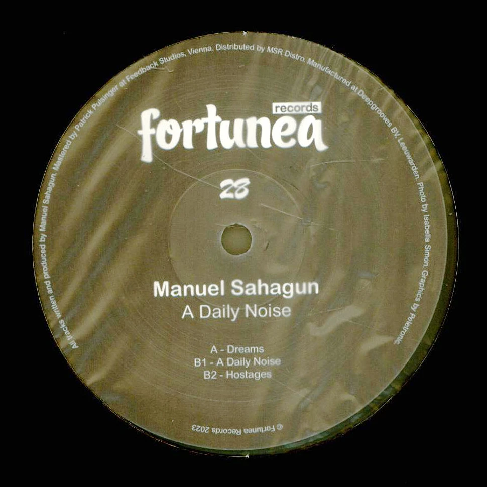 Manuel Sahagun - A Daily Noise