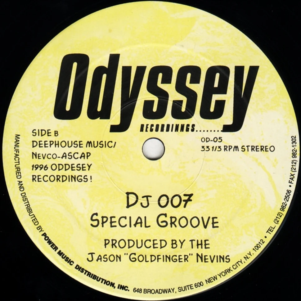 007 - Special Groove