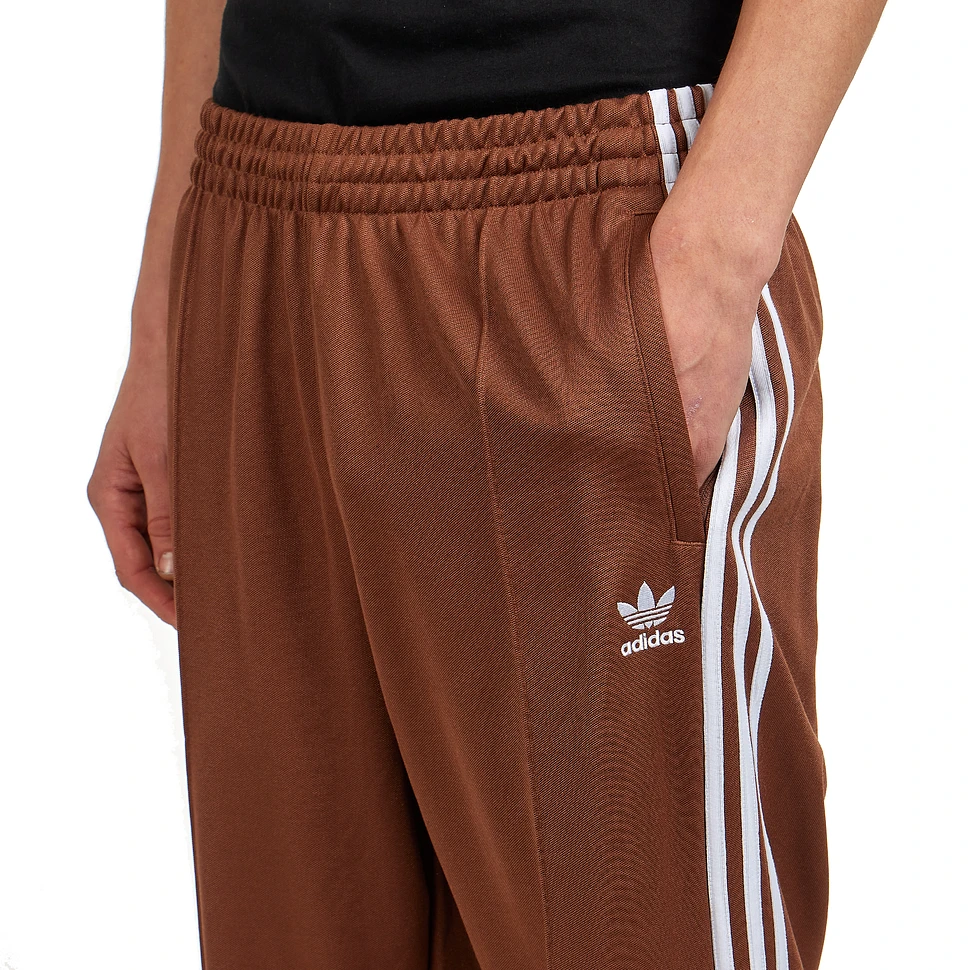 adidas - Adicolor Baggy Fit Firebird Track Pant