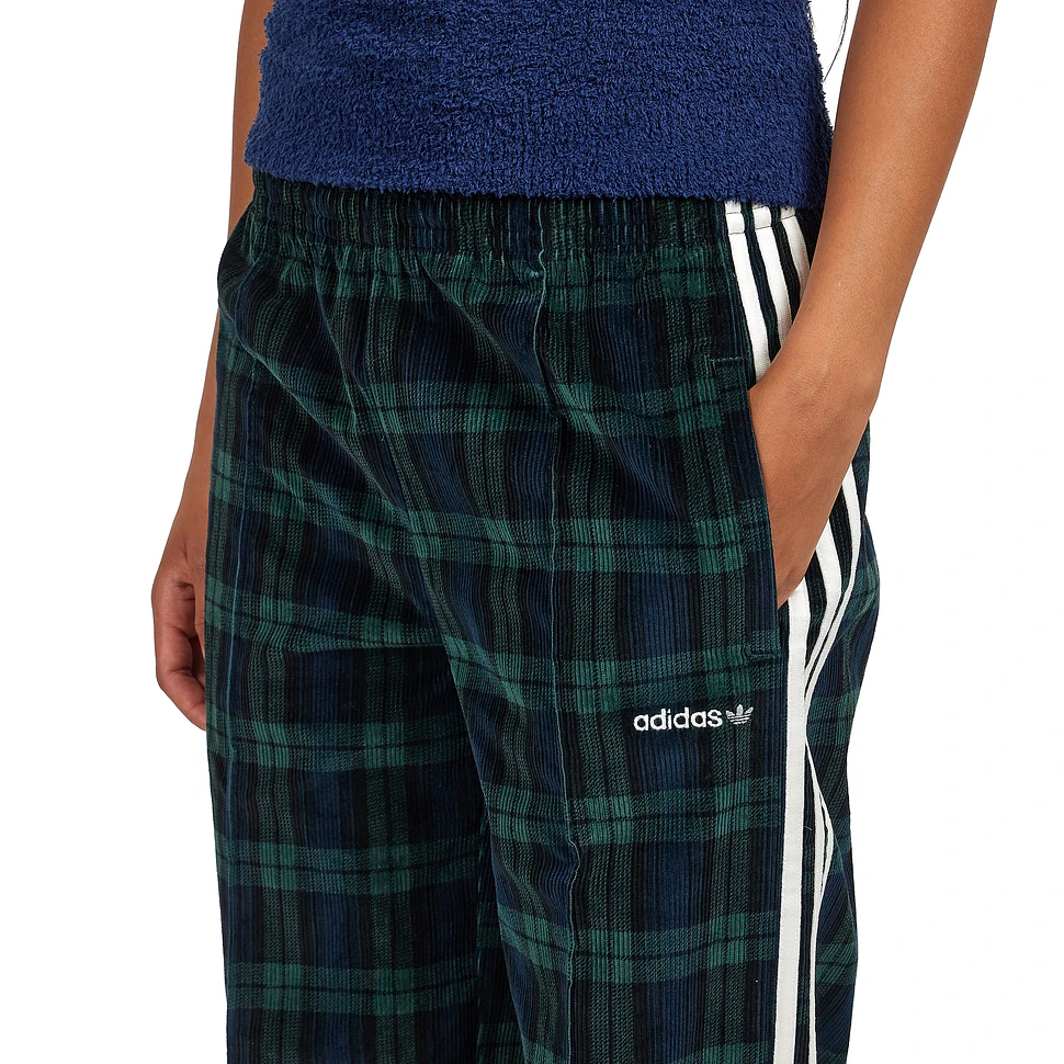 [adidas] Corduroy Tartan Wide Leg Pants ☆送料込☆ ☆adidas originals☆W CORDUROY TARTAN WIDE LEG PANTS☆追跡可