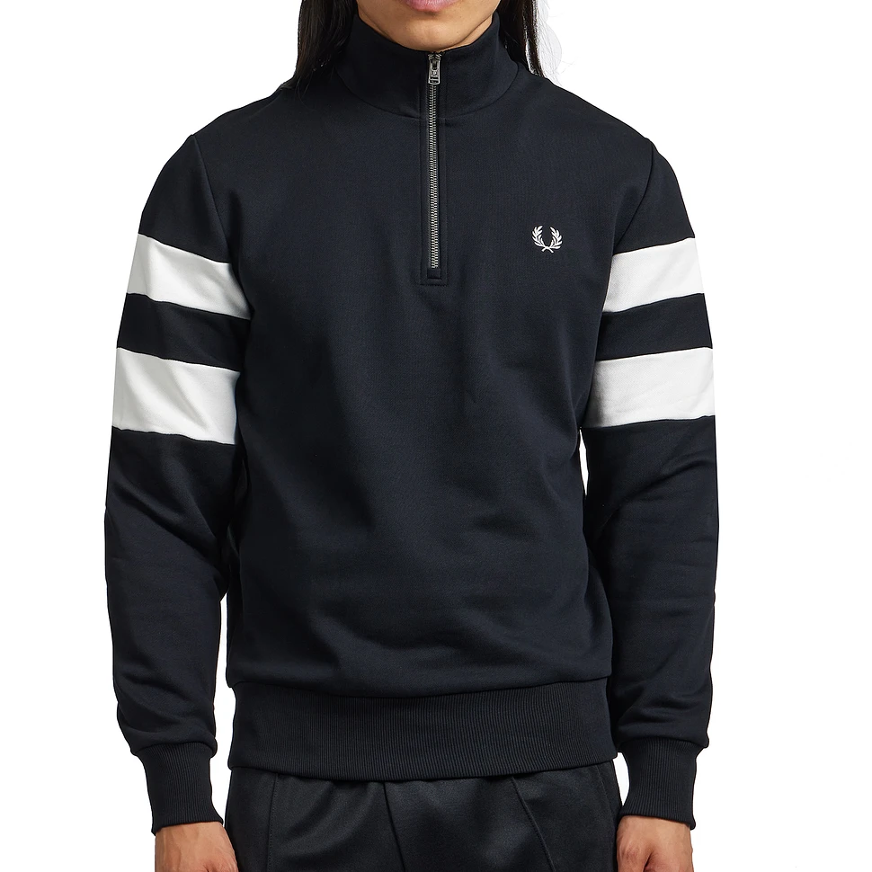 Fred Perry - Tipped Sleeve Half Zip Sweat