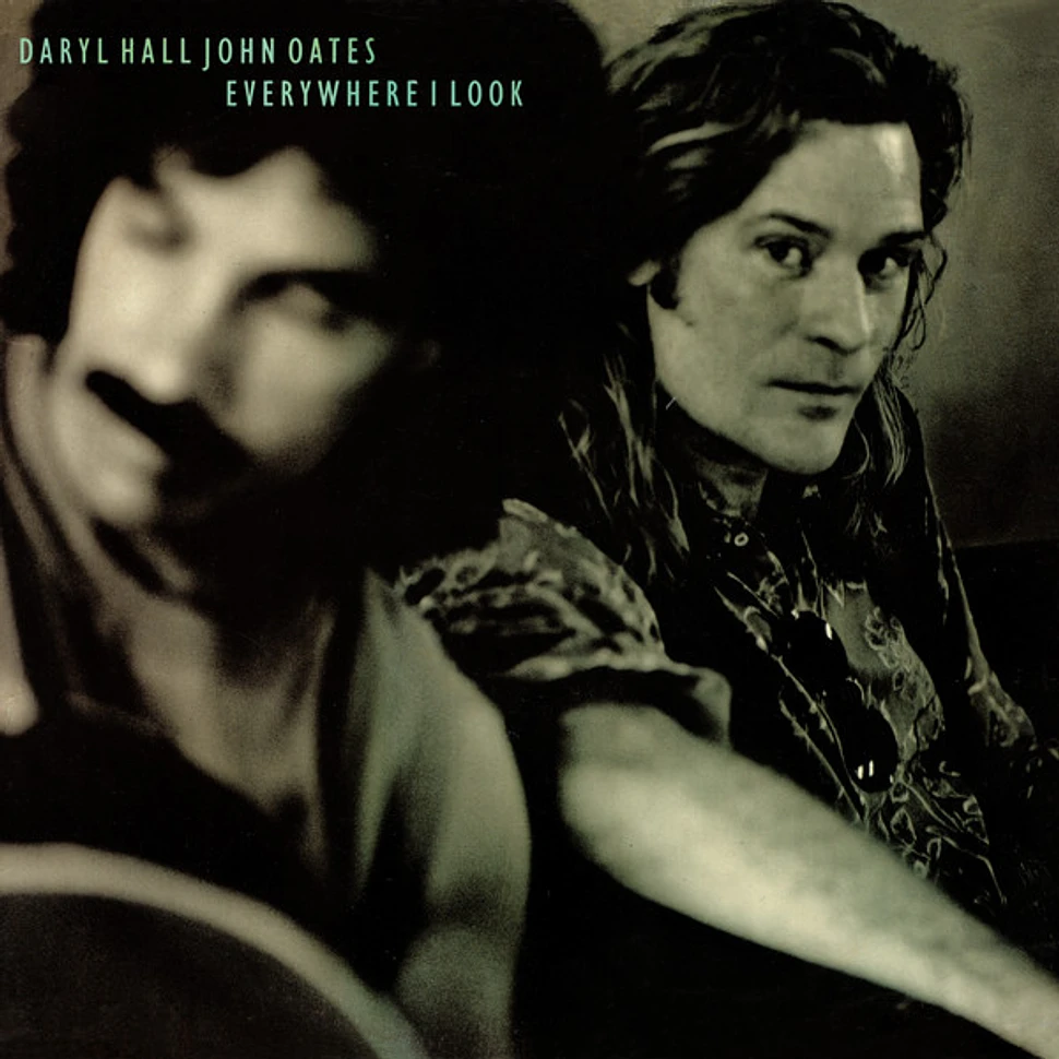 Daryl Hall & John Oates - Everywhere I Look