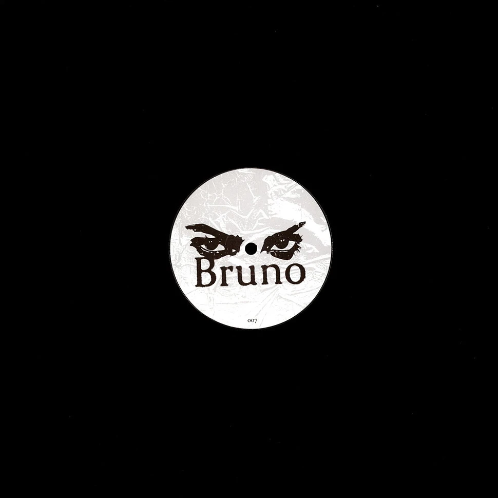 Bruno - 22247007