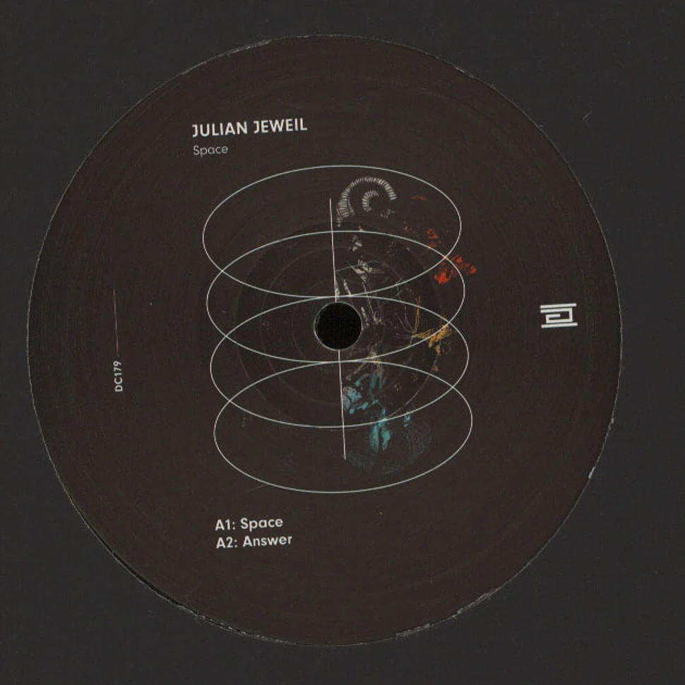 Julian Jeweil - Space