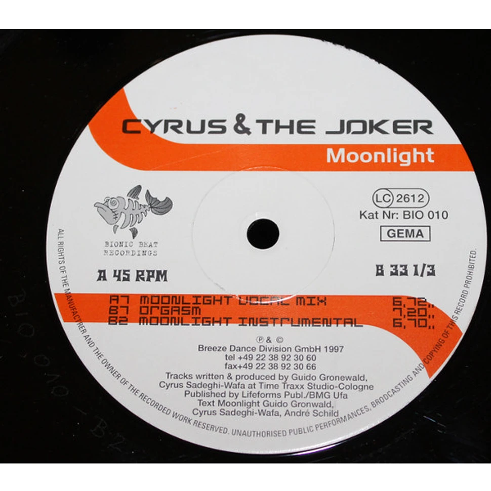 Cyrus & The Joker - Moonlight