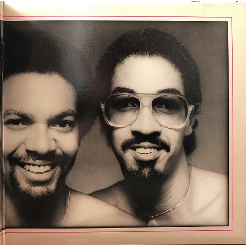 Brothers Johnson - Light Up The Night