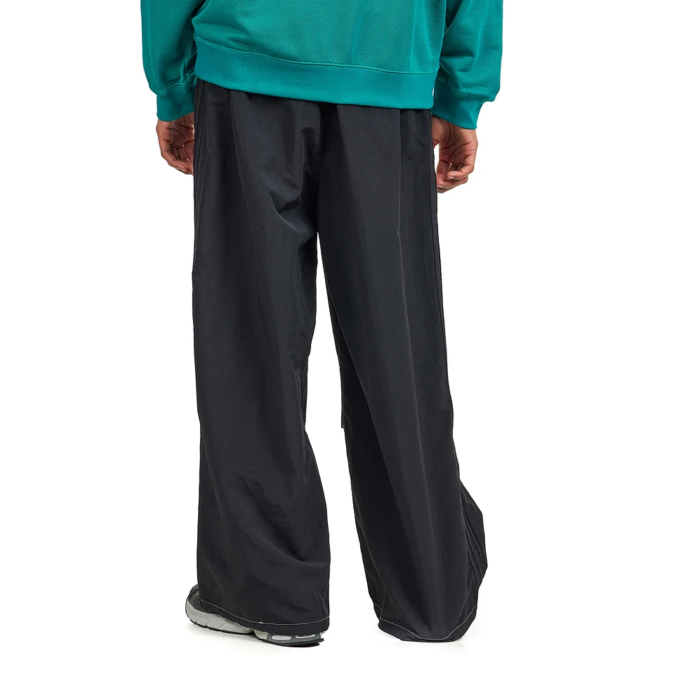 adidas - Parachute Pant