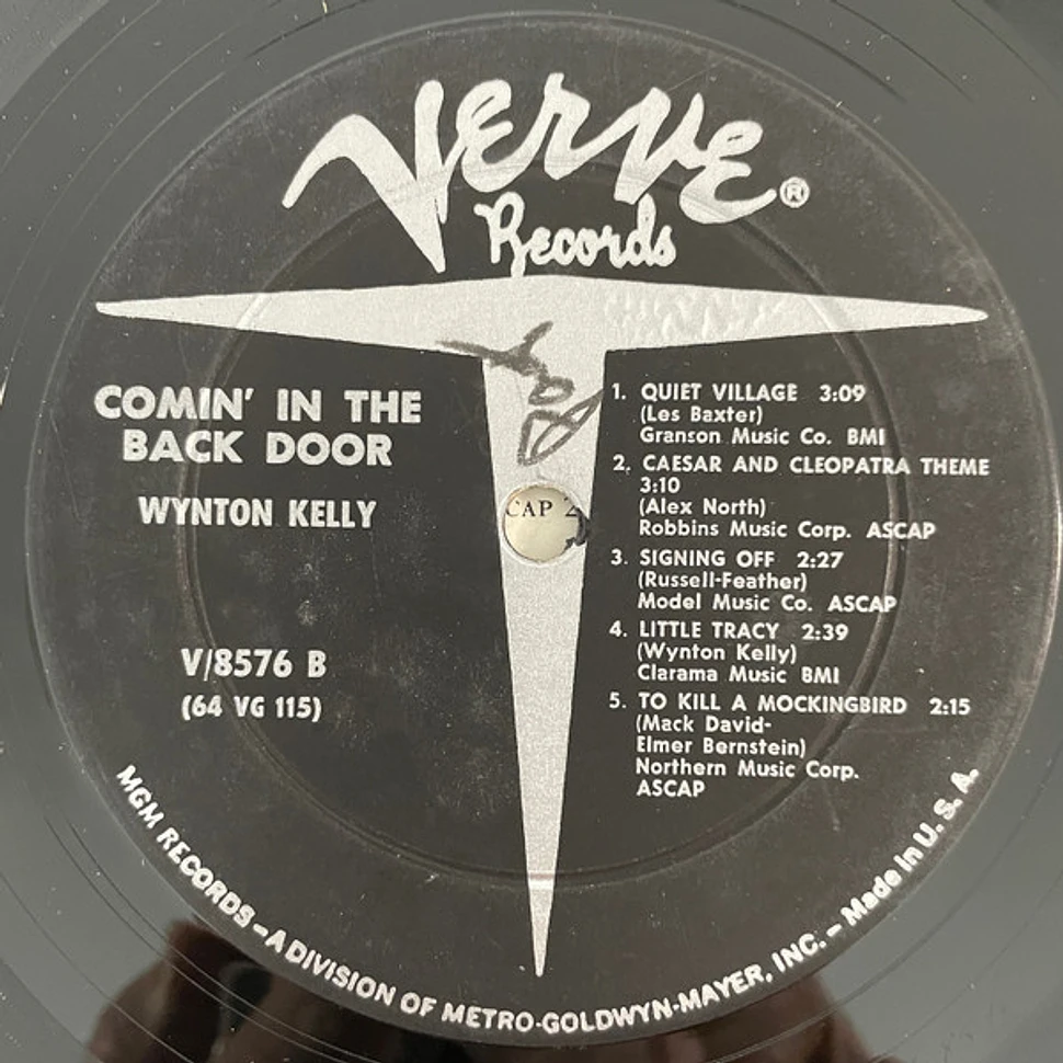 Wynton Kelly - Comin' In The Back Door