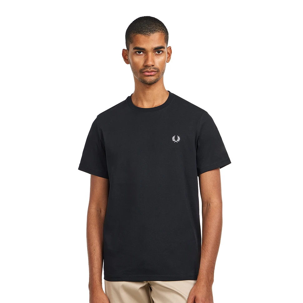 Fred Perry - Rear Powder Laurel Graphic Tee