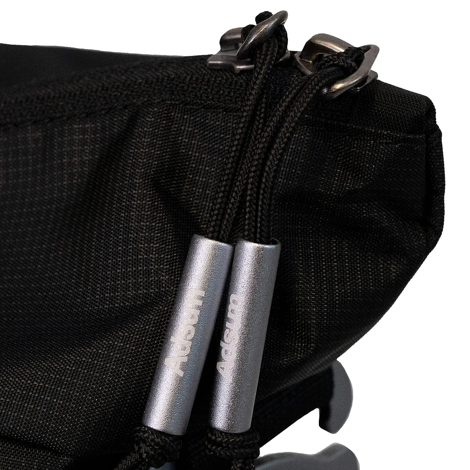 Adsum - Zip Tote