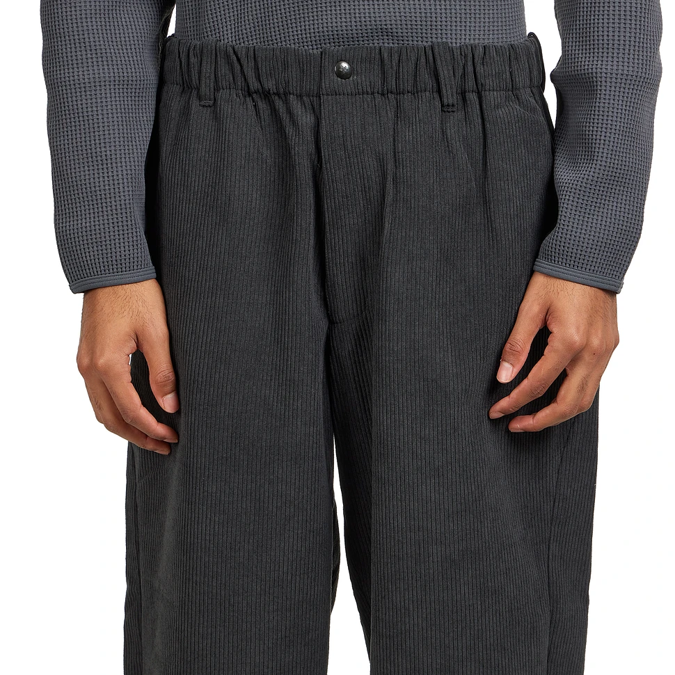 Goldwin - Fine Wale Corduroy Straight Pants (Deep Charcoal) | HHV