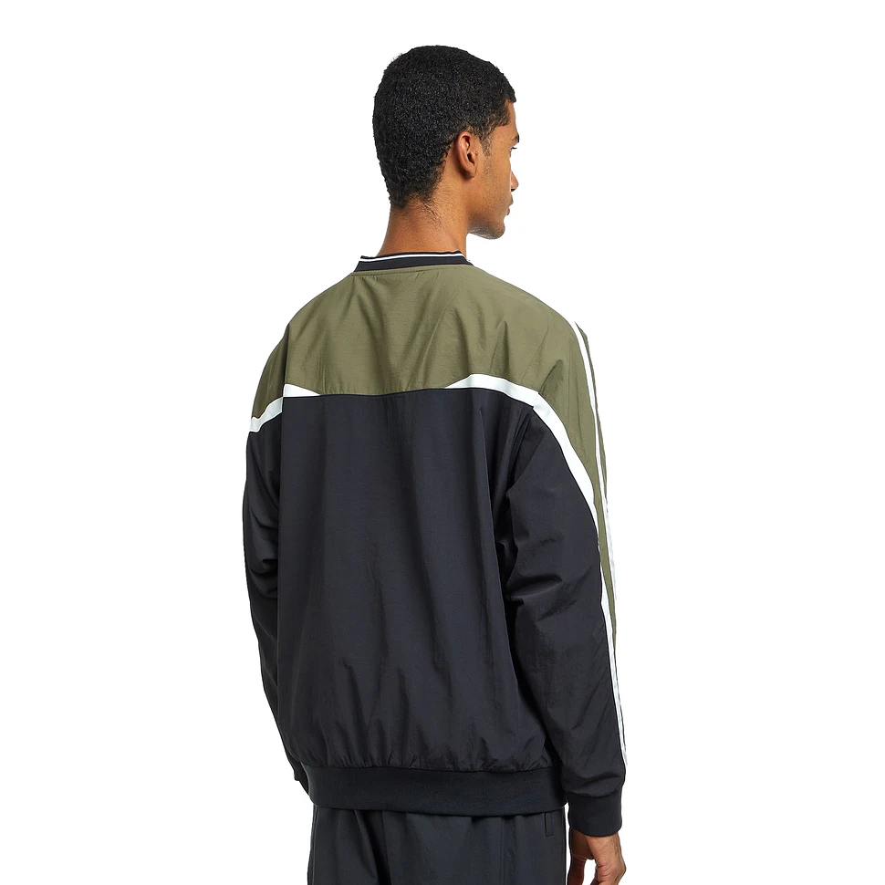【adidas】CUTLINE PULLOVER LONG-SLEEVE TOP★プルオーバー Cut Line Pullover Long Sleeve Top, Black | adidas UK