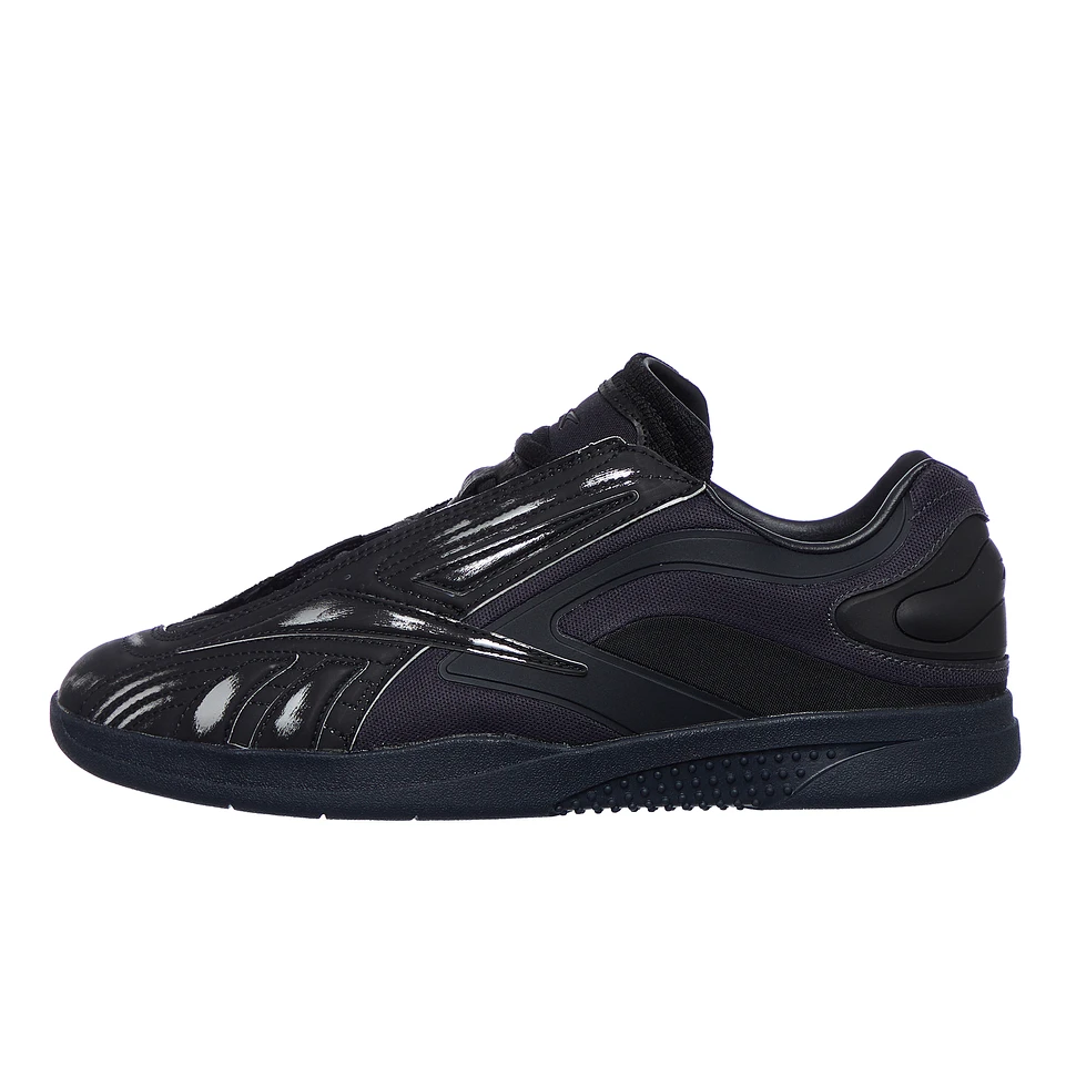 Reebok Hammer Pro LTD (Black Buff Metallic) HHV