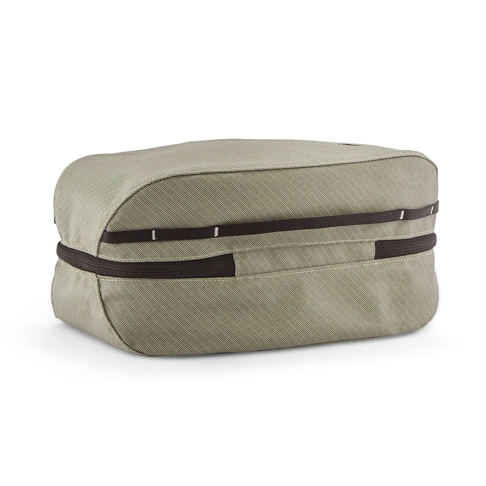 Patagonia - Black Hole Cube - Medium