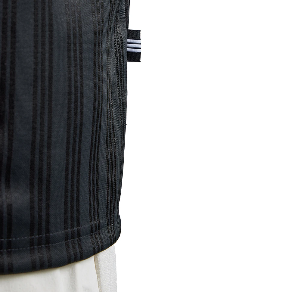 adidas - Liverpool FC Special Jersey 95