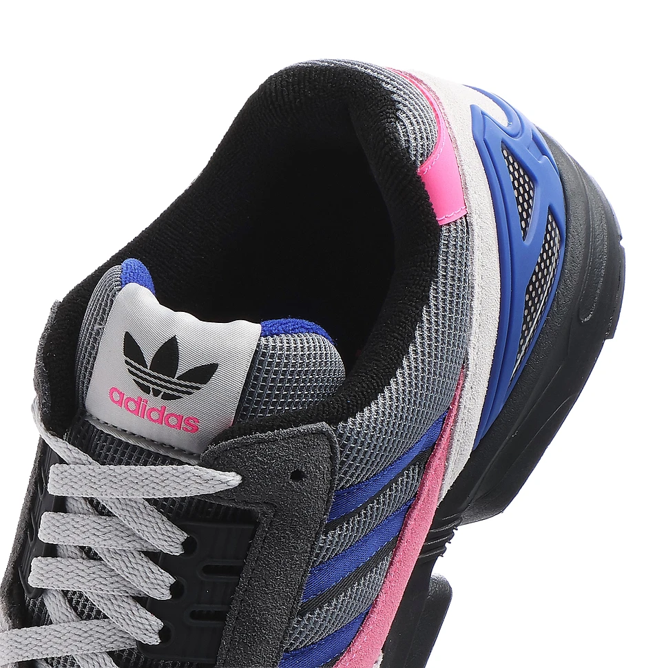 adidas - ZX 8000