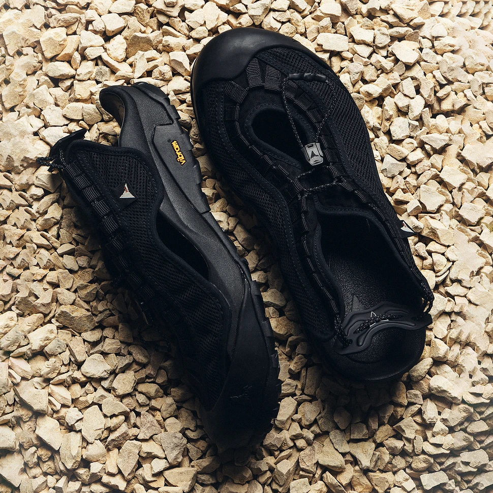 ROA - Arpy Weaved (Black) | HHV