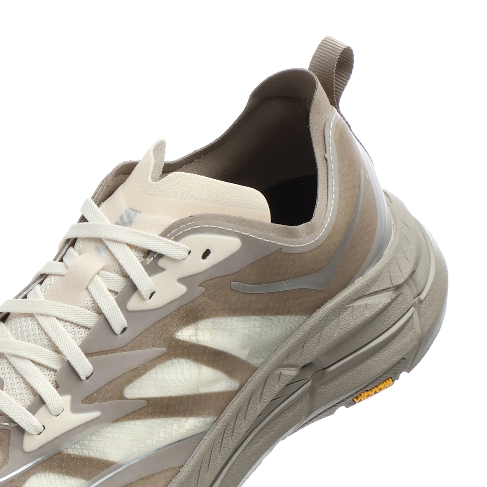 HOKA - Mafate Speed 4 Lite