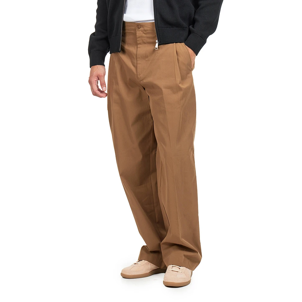 Loose Fit Pleated Pants