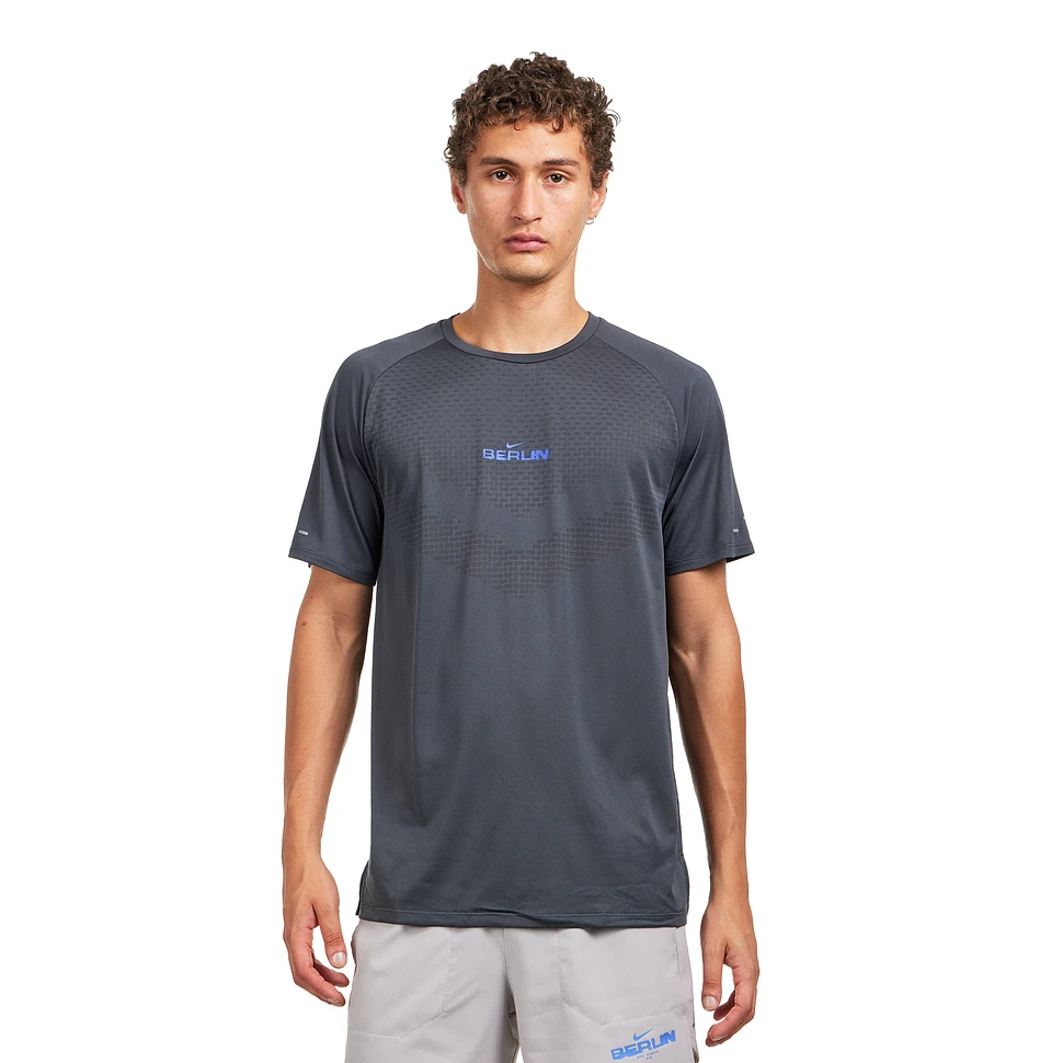 Stride Running Top